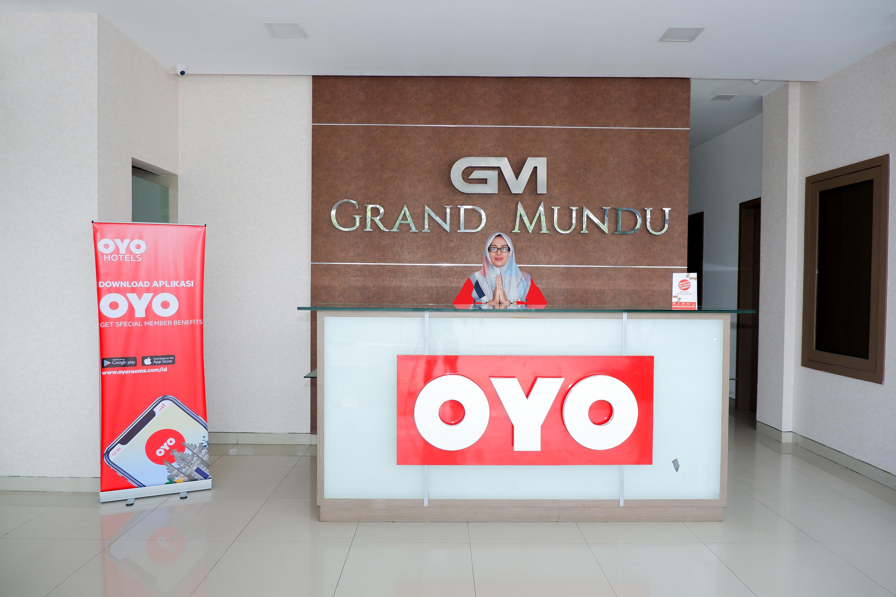 Oyo 379 Grand Mundu Ξενοδοχείο Σεμαράνγκ Εξωτερικό φωτογραφία